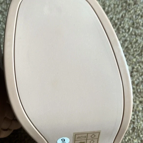 NWOT Dolce Vita Goldy Size 9 - Picture 14 of 16